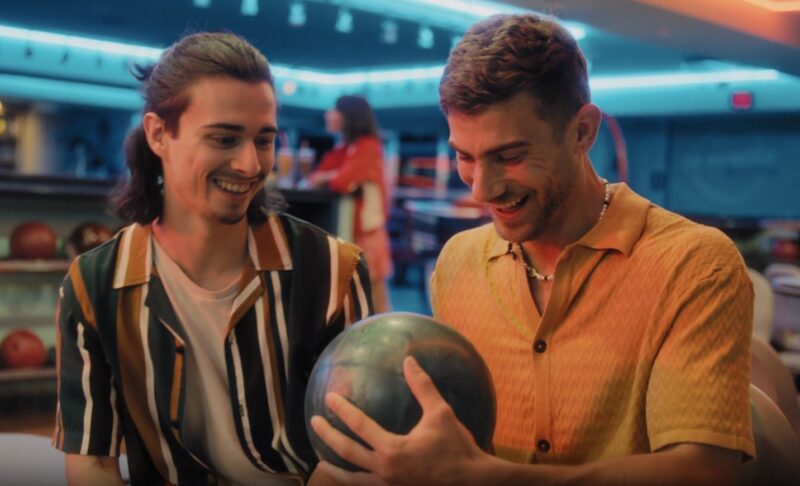 Bowling friends